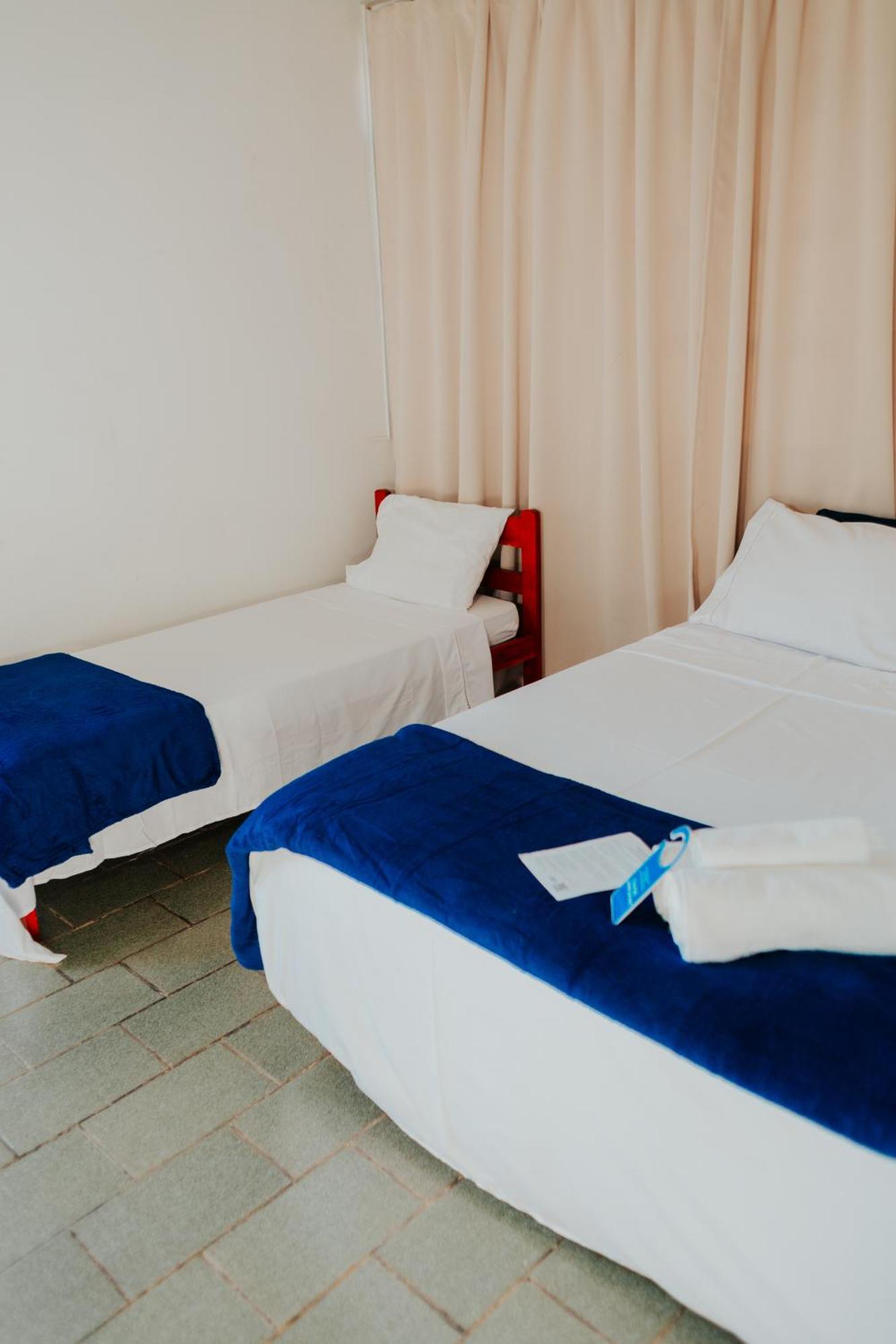 Hotel Santa Terezinha Alfredo Chaves Exterior photo